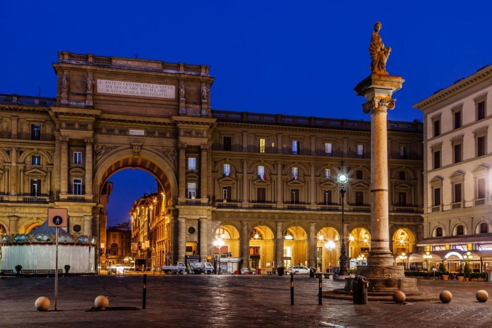 Roberto'S Apartment. Firenze Piazza Santa Croce. Exterior photo